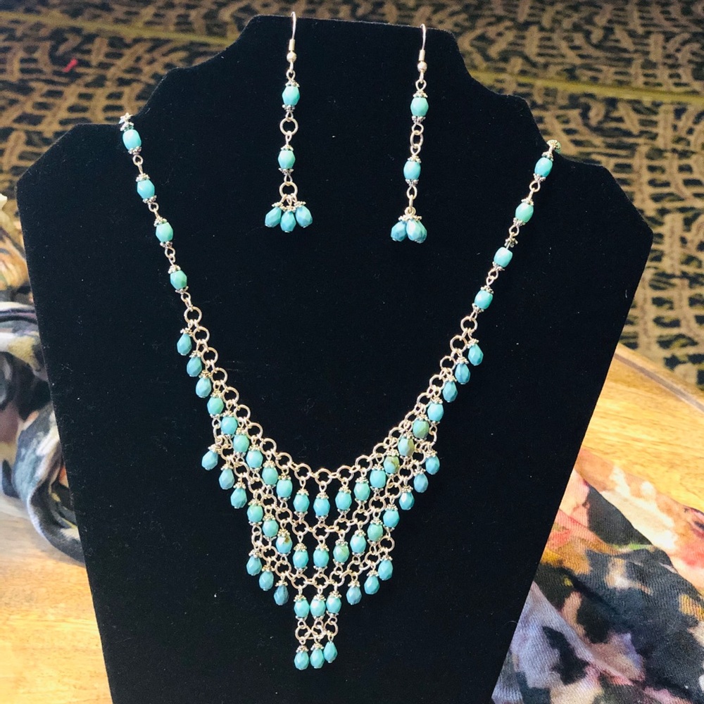 Sets necklaces new
